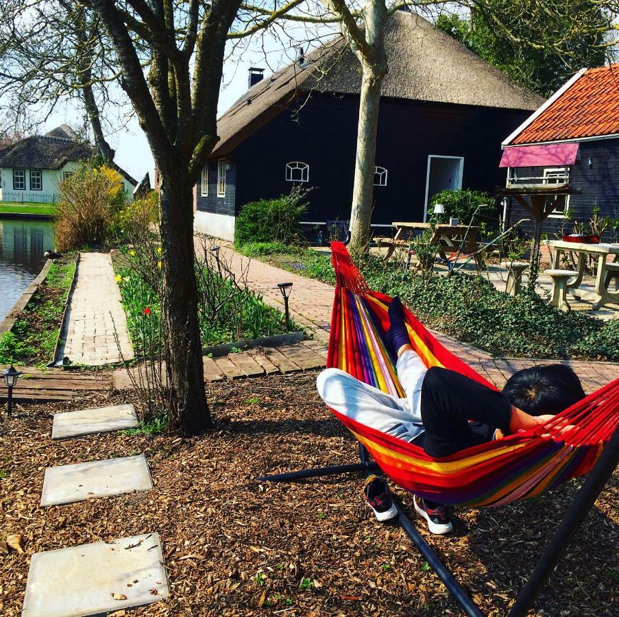 The Black Sheep Hostel Giethoorn Exterior photo